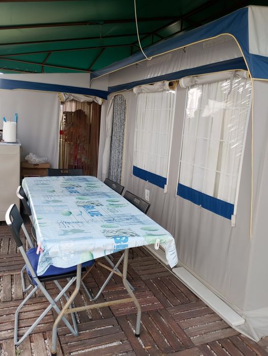 Avançado de Roulote para campismo