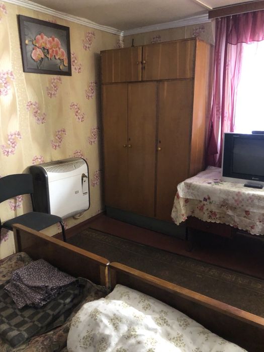 Здаю кімнату окрему ,