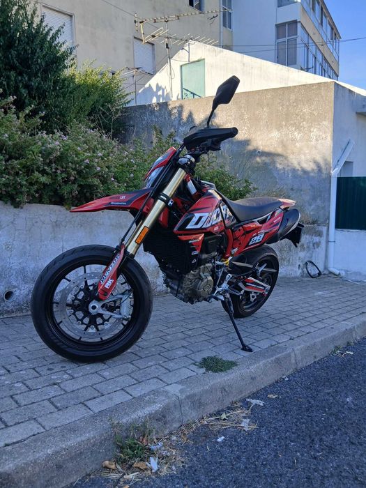 Ducati Hypermotard 698 Mono