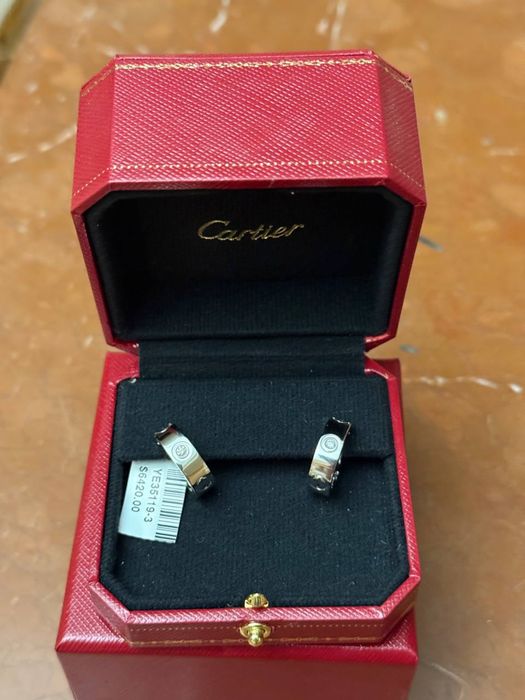 Сережки від Cartier оригінал