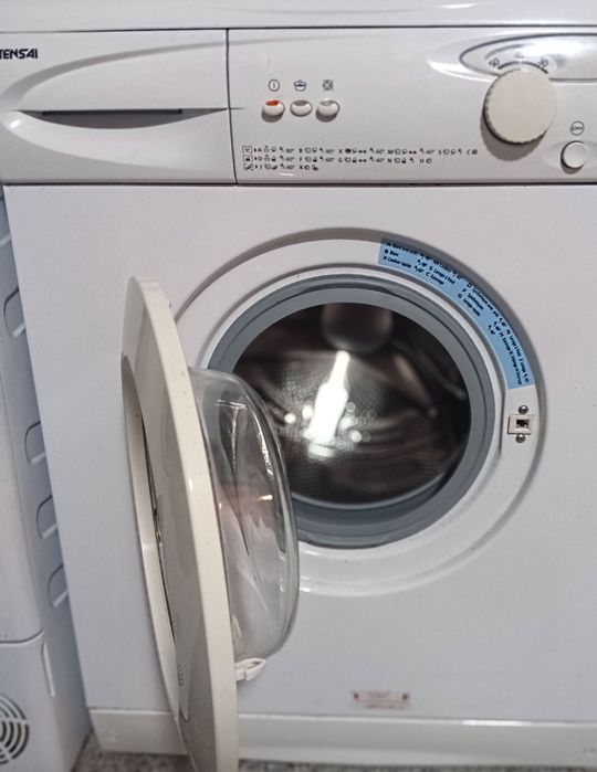 Máquina de Lavar Roupa Tensai 5 KG como  nova