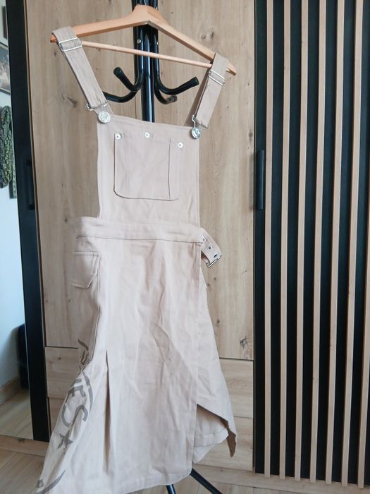 Beżowa spodnica ogrodniczki Dior