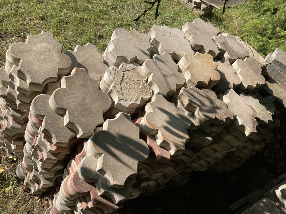 Kostka betonowa chodnikowa Koniczyna.