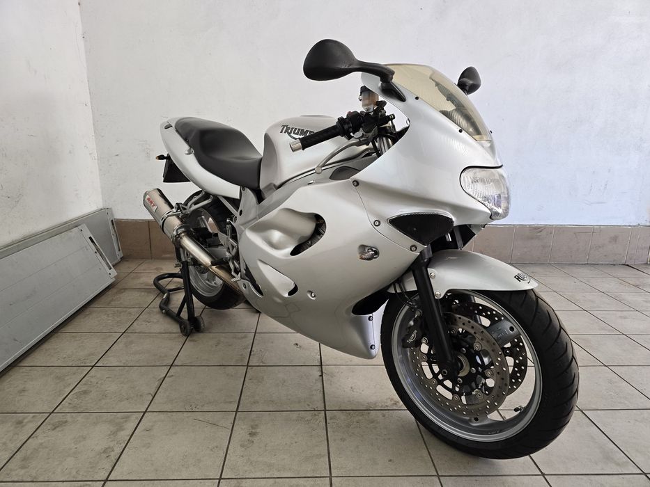 Triumph TT600 rok 2004