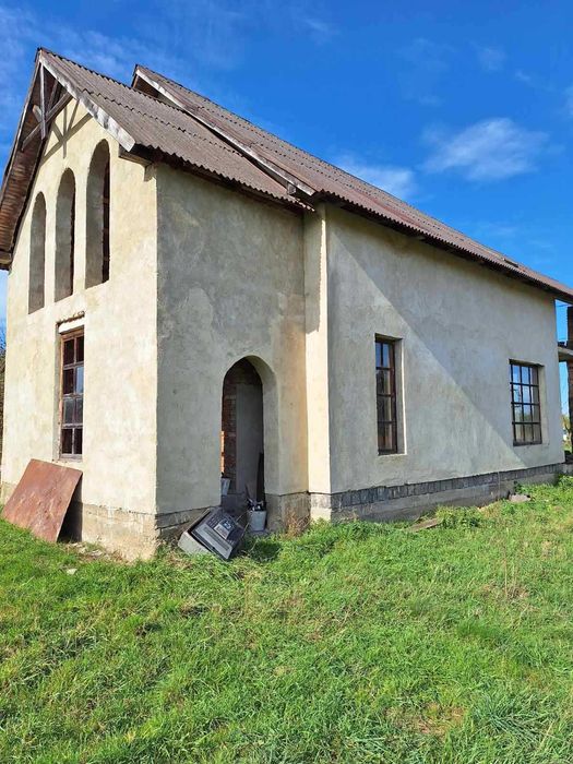 Прод-ся будинок з гаражем  в с Цуцилів-20 км від Франківська