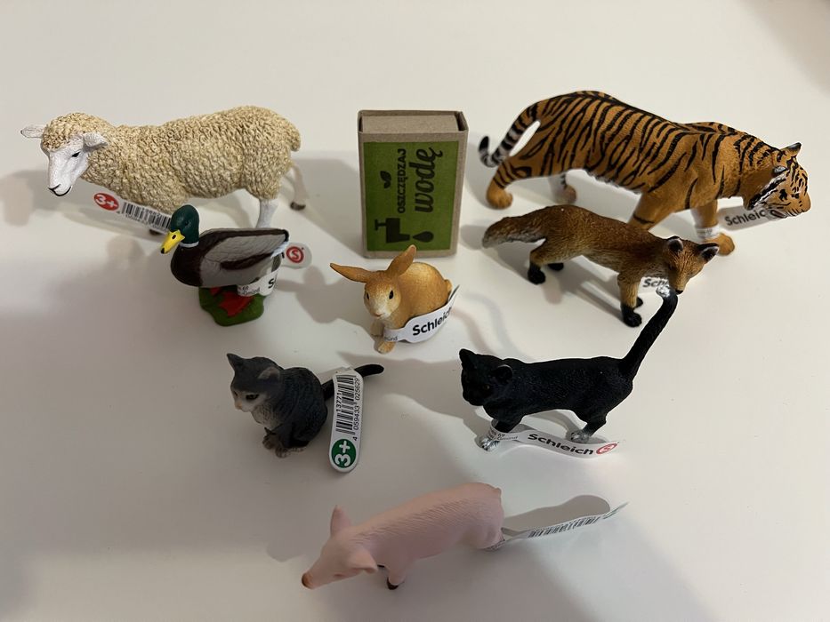 Schleich 8 sztuk. Nowe.
