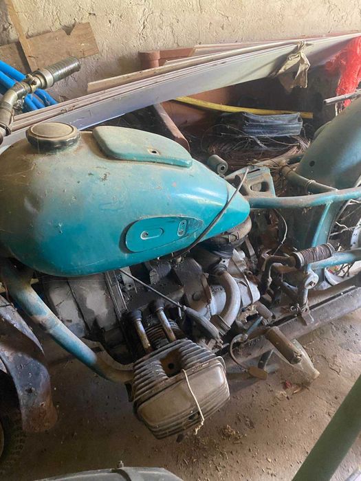 Мотоцикл Днєпр М79 з прицепом