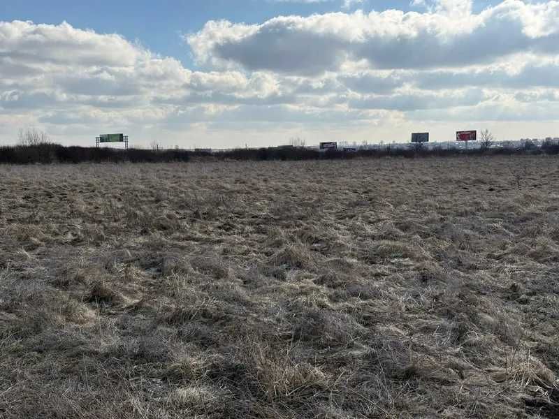 Земельна ділянка під торгівлю, 0,513 га, Малі Підліски, вул. Південна