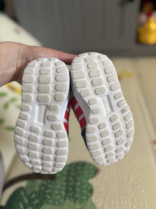Кросівки дитячі adidas 23 p / 15 см