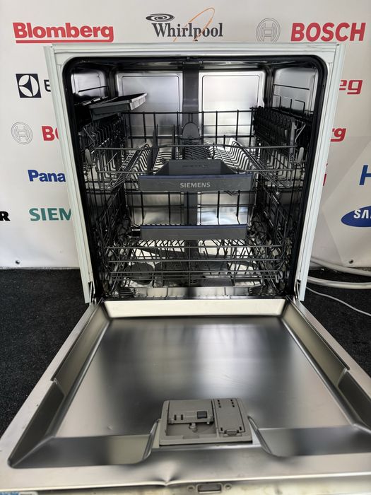 Посудомийна машина Siemens SN63HX60AE 2022року