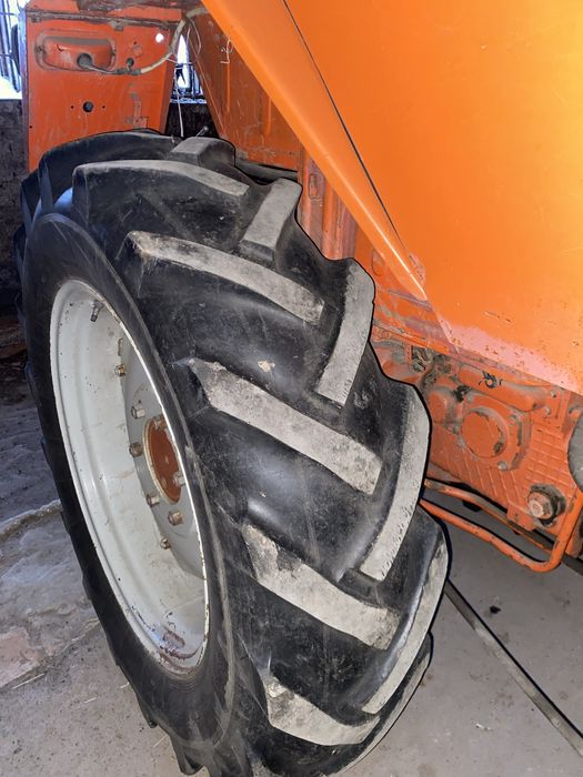 Т-25 з навантажувачем