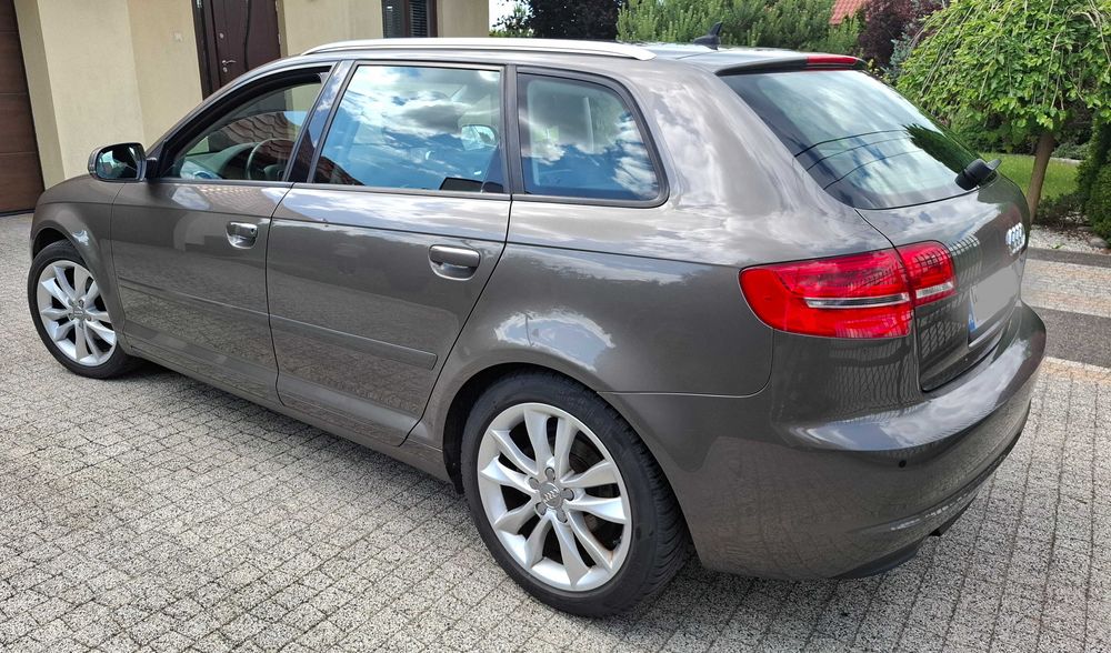 Audi A3 Sportback 1.6 TDI DPF AMBIENTE