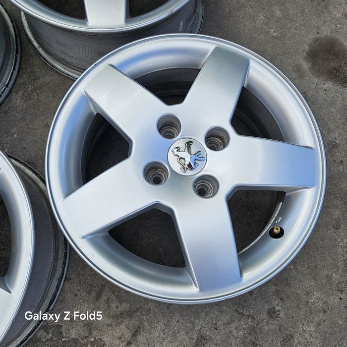 Alufelgi 15 Peugeot 207 Partner 308 Peugeot 307 Peugeot 206 4x108 ET23