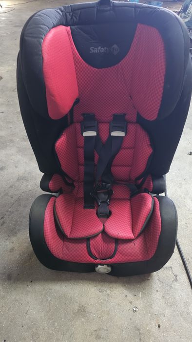 Cadeira auto em bom estado