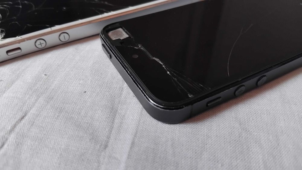 Телефон Apple IPhone 5 модель А1428 на запчастини