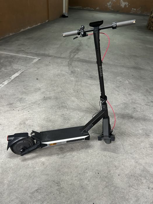 Trotinete elétrica NAVEE S40