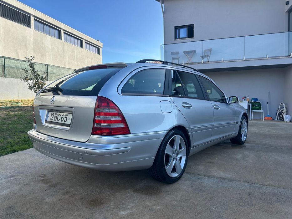 Mercedes C220  ( IMPECÁVEL ) — photo 3