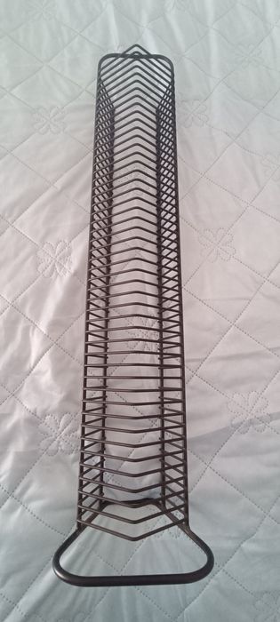 Torre para organizar CD'S