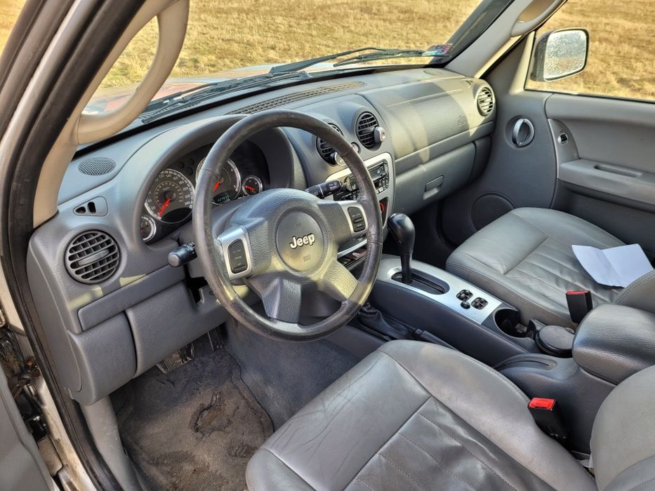 Jeep cherokee KJ
