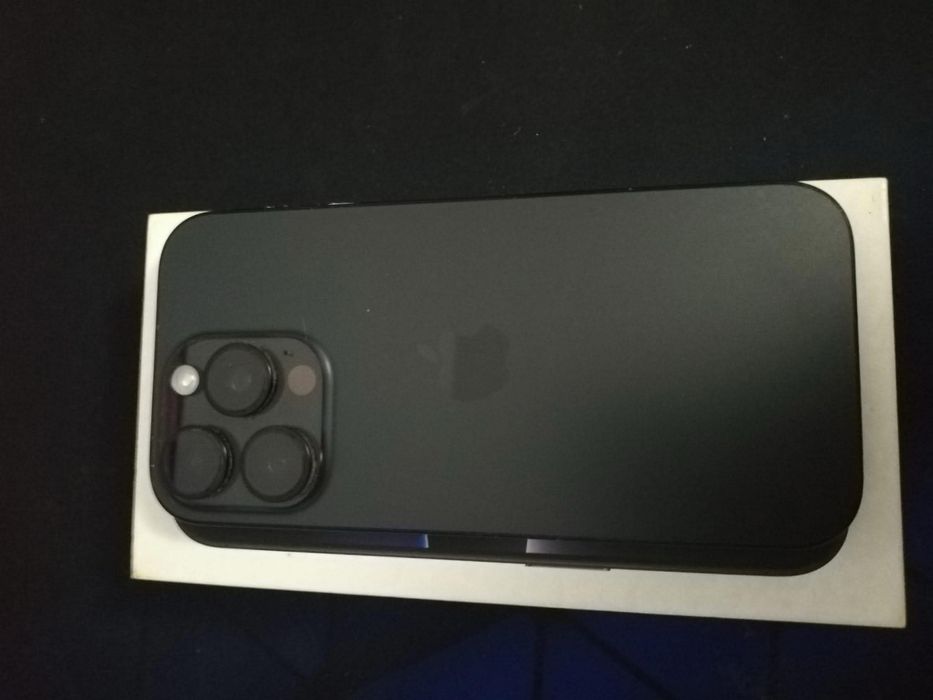 Iphone 16 pro Usado como novo com Caixa