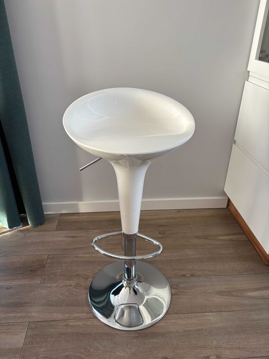 Hoker barowy H17 - 3 szt. w bardzo dobrym stanie