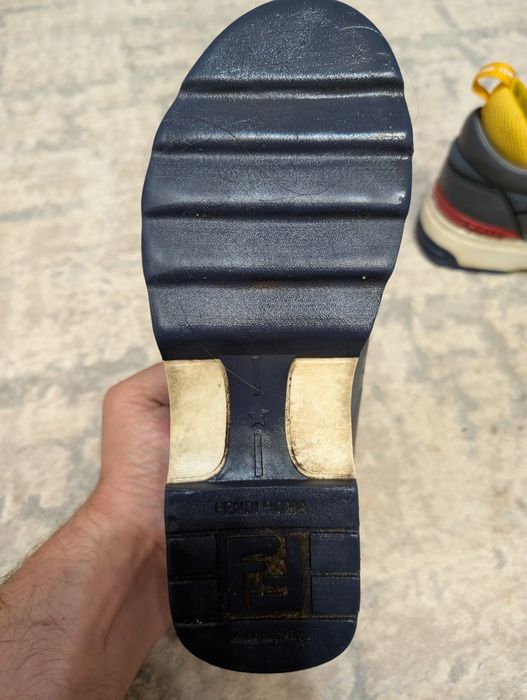 Кросівки жіночі FENDI 39