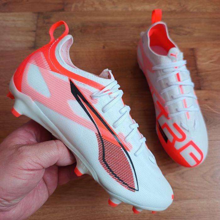 Нові оригінальніі бутси Puma Ultra р35.5 довжина устілки по факту 23см
