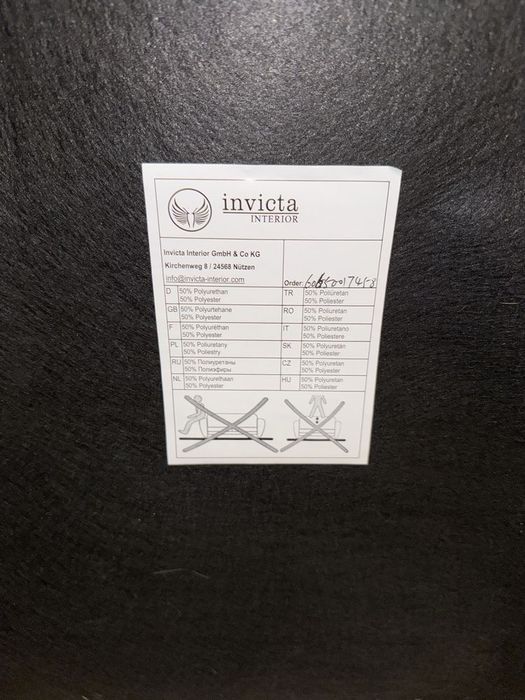 kanapa sofa wersalka zielona ciemnozielona butelkowa zieleń dekoracja