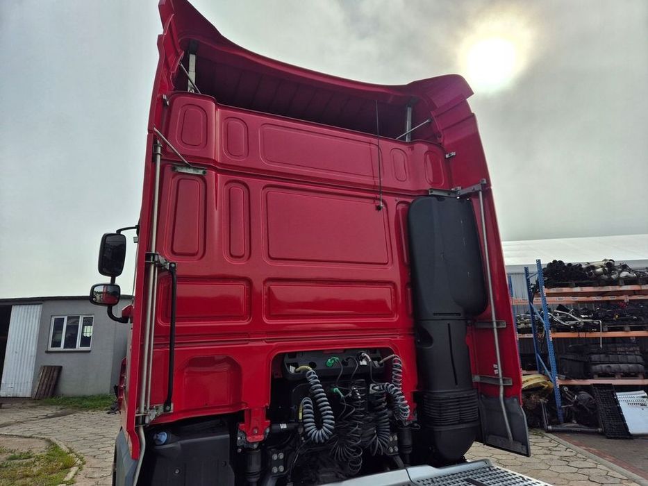 kabina czerwona goła szkielet bez drzwi daf xf 106 euro 6