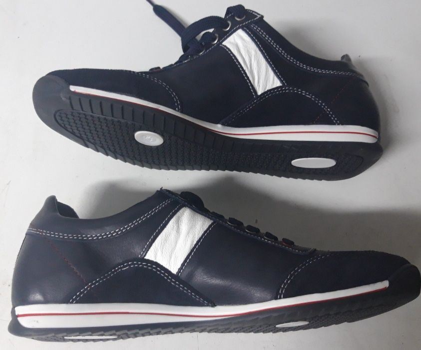 LEVI´S Tenis Tam.43 Novos