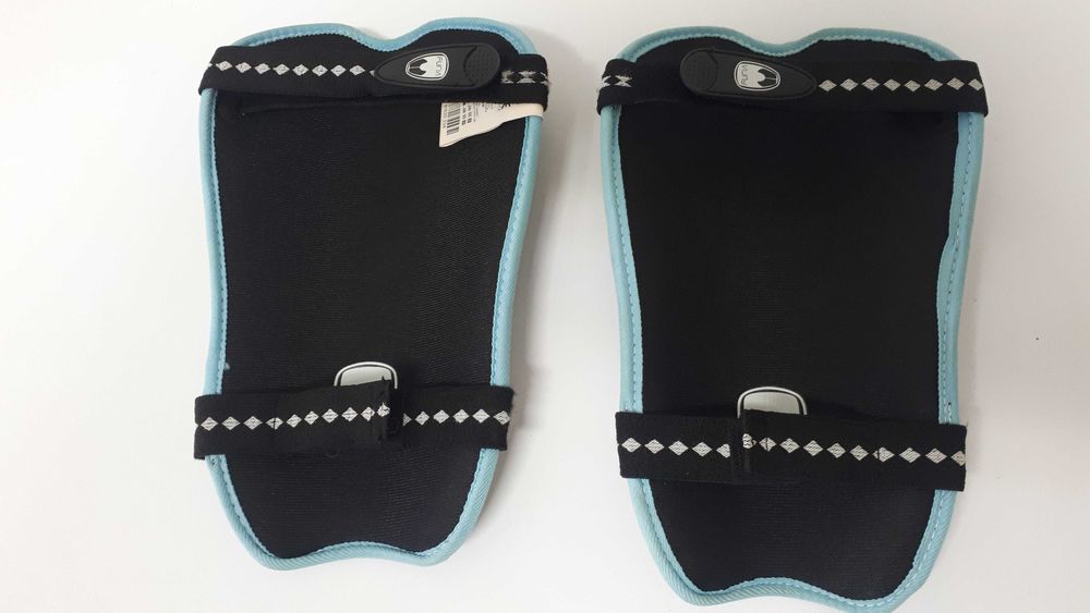 Caneleiras para Futebol ou Futsal Kipsta Furia 350L