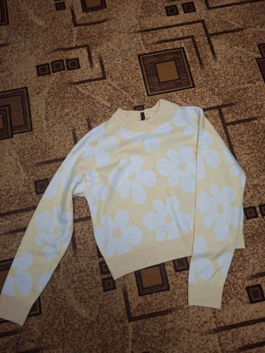 Полувер на дівчинку