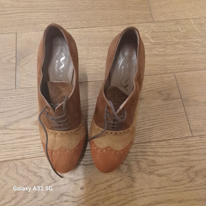 Buty damskie obcas
