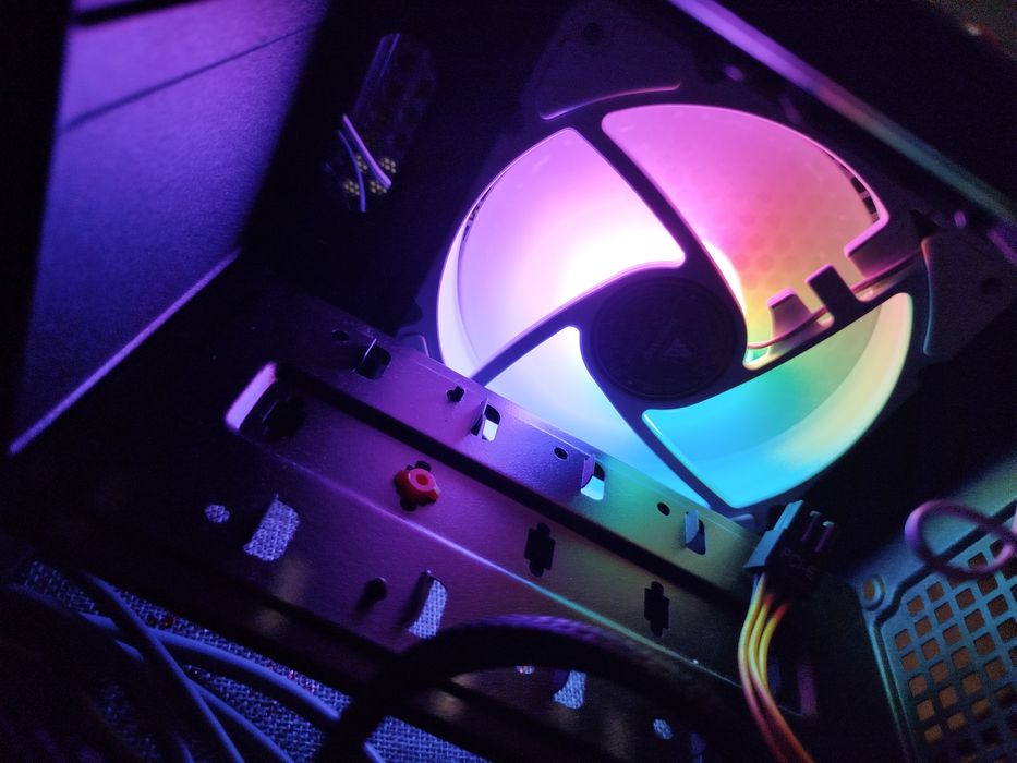 Komputer  Intel i5-7500  ARGB