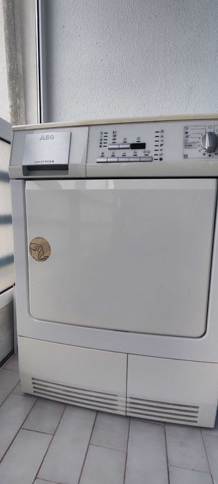 Máquina Secar Roupa AEG Lavatherm 57800