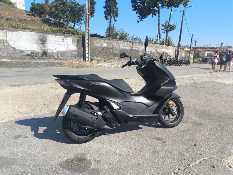 Honda PCX 125 de 10/2023 excelente