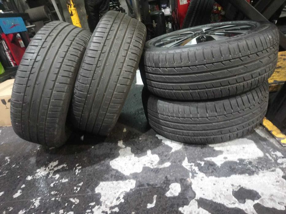 4 Jantes "17" Originais Mercedes + 4 Pneus Só, 15 000 KM OPORTUNIDADE!