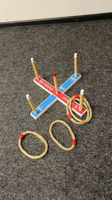 Кільцеброс (Ring Toss) — класна гра для компанії!