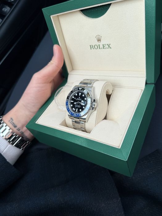 Rolex GMT-Master II “Batman” – 116710BLNR