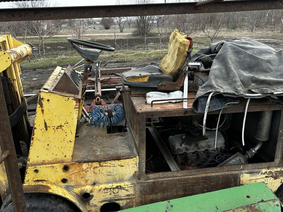 Навантажувач 2тони