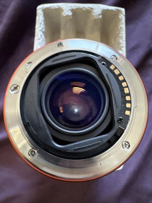 Телеобъектив Sony SAL75300 75-300mm f/4.5-5.6 (A-mount)