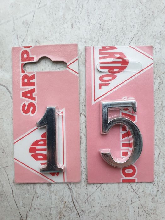 Cyfry samoprzylepne 5 cm srebrne