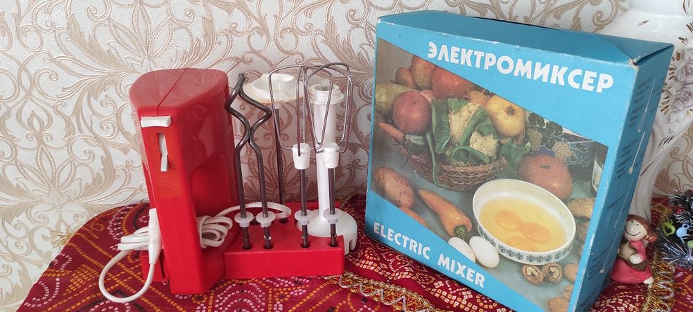 Миксер электрический кухонный "Рось"