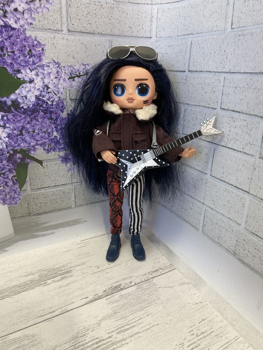 лялька Rocker Boi з набору LOL Surprise OMG Remix Rocker Boi and Punk Grrrl