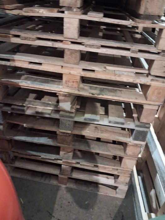 Sprzedam palety przemysłowe 120×100 , 120×80