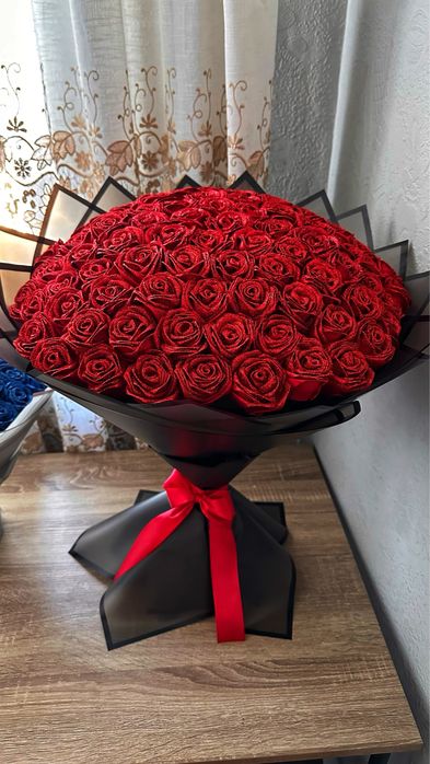 Букет 101 роза из атласных лент