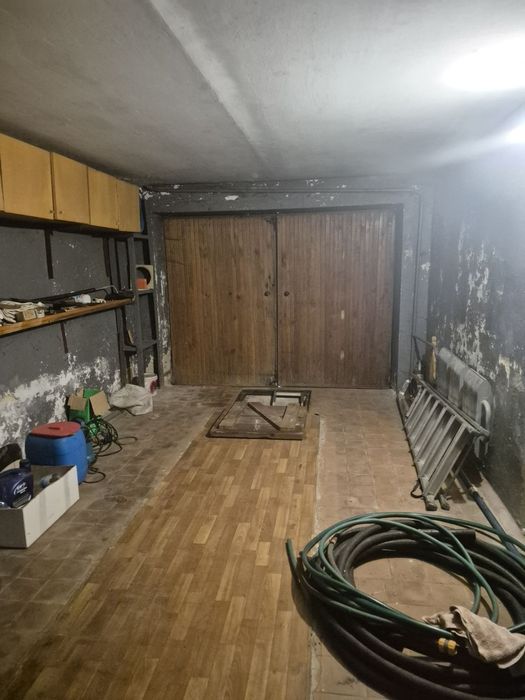 Продаж будинку  село  Страдч