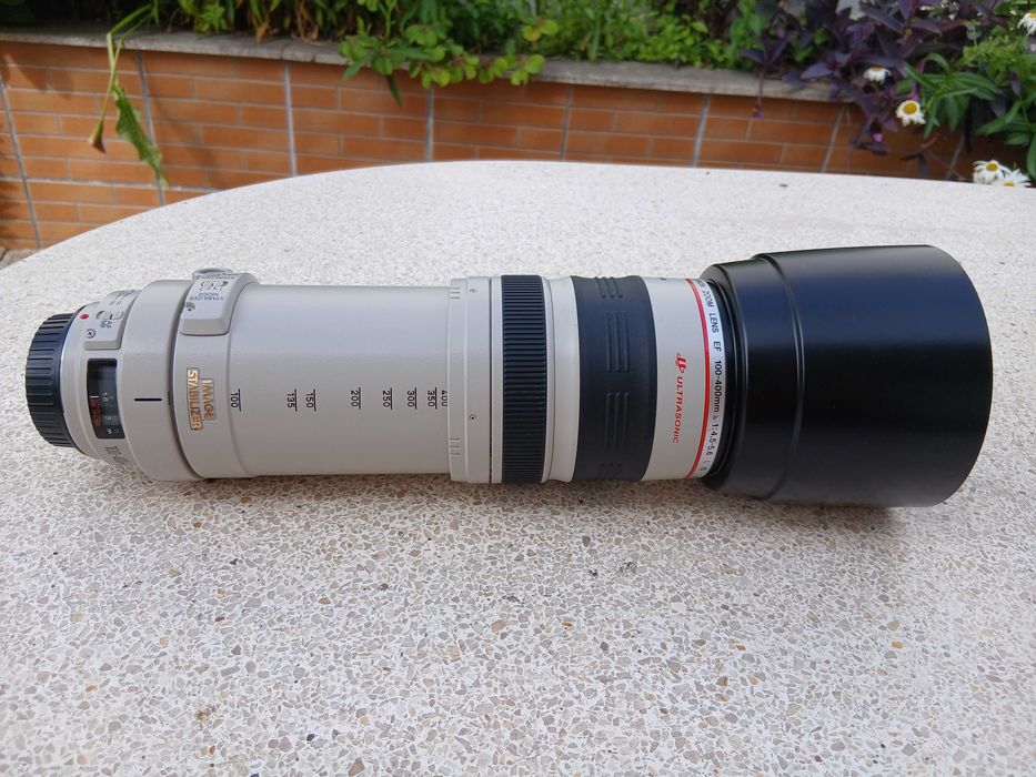 Objetiva Canon EF 100-400mm F4.5-5.6L IS USM