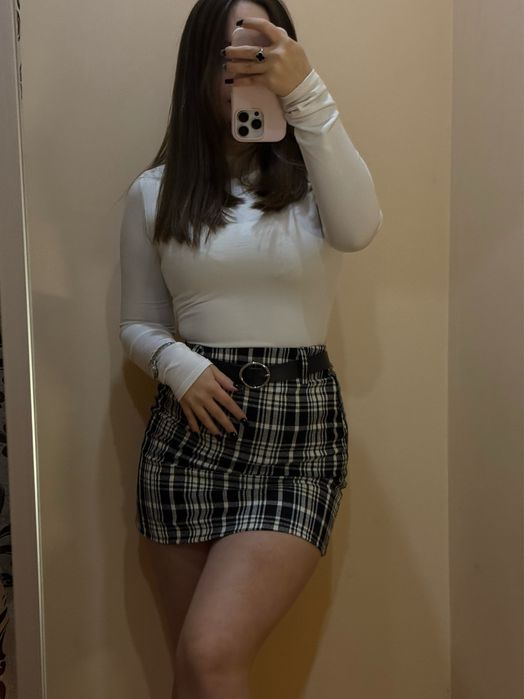 Юбка в клітинку