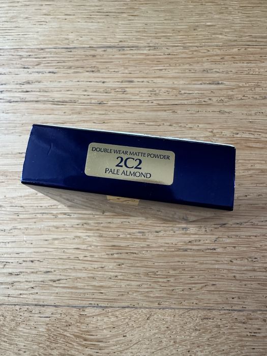 Puder do twarzy Estee Lauder double wear 2C2 pale almond